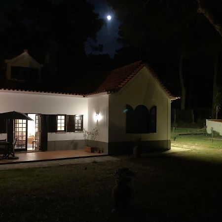 Moradia No Pinhal Com Piscina - Espaco E Privacidade Para As Suas Ferias! Sintra Zewnętrze zdjęcie